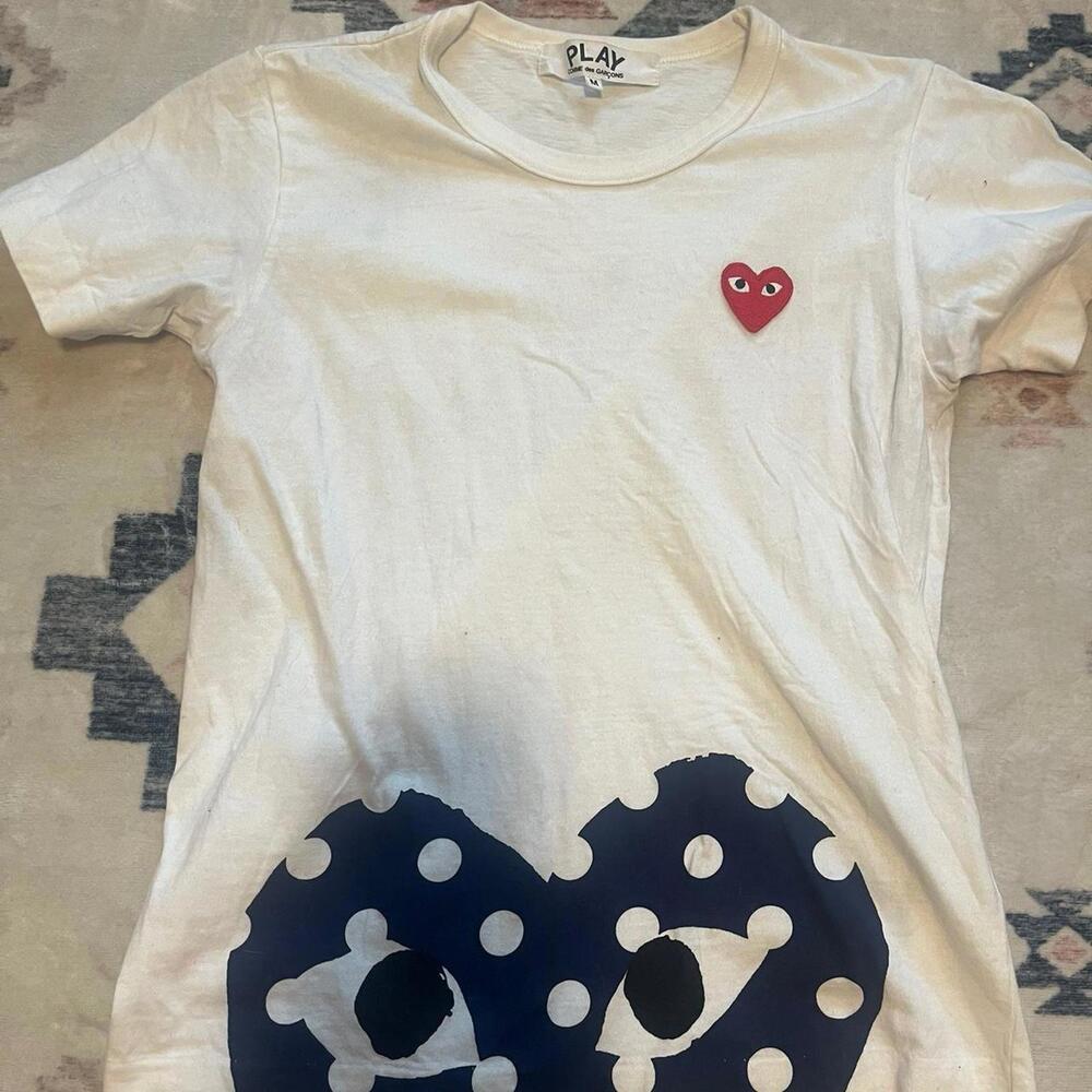 Play Comme des Garçons Polka Dot Eyes Graphic Tee – Size M
